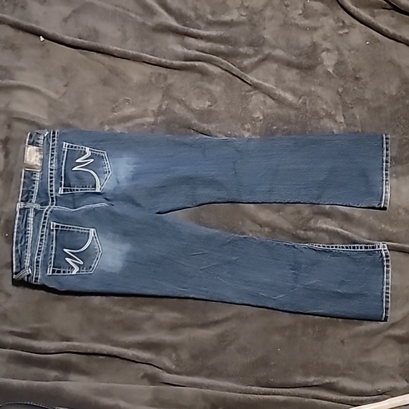 Jeans - Picture 2 of 5